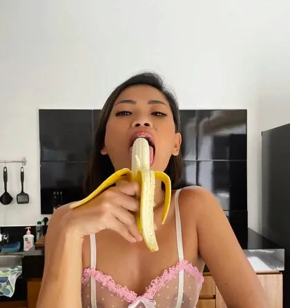 Private onlyfans picture of carla vyx, part of a newly released set #2