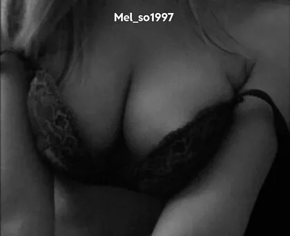 Full uncensored photo of polska nudes from a recent leak (image 15)