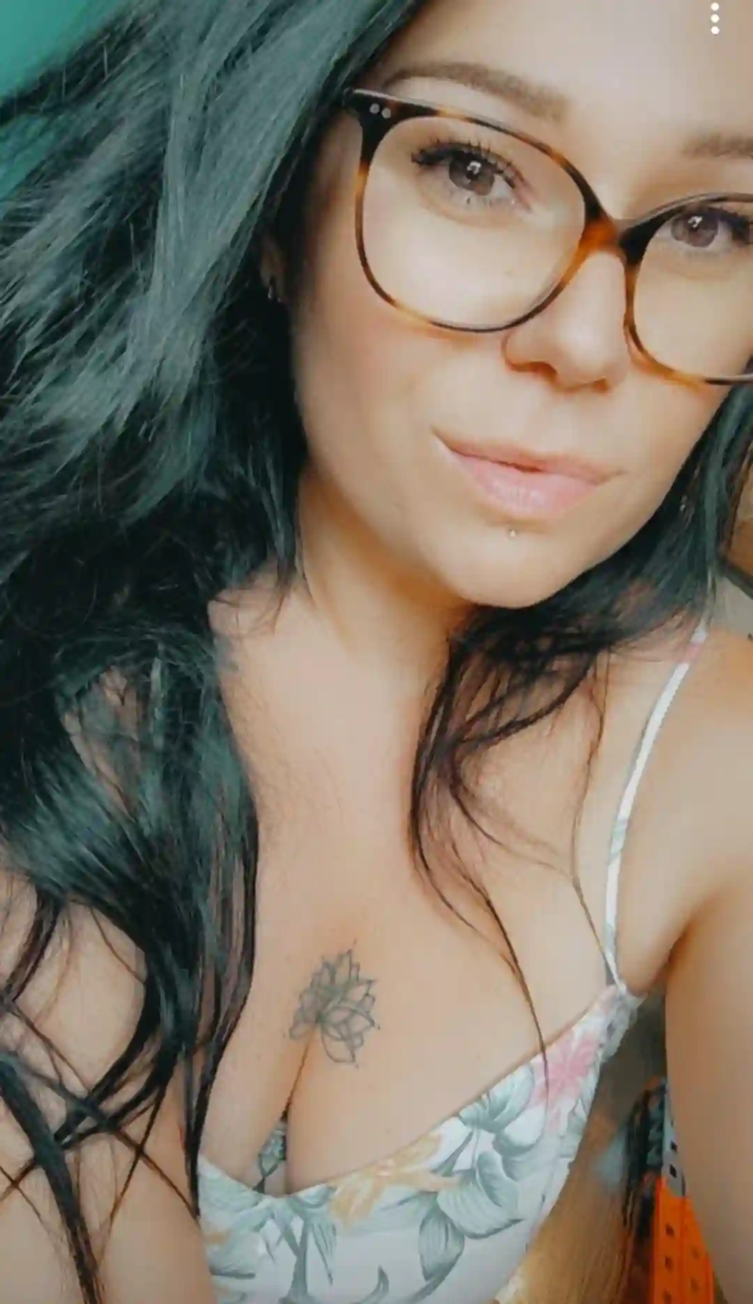 Private onlyfans picture of petitebrunetteoff, part of a newly released set #7