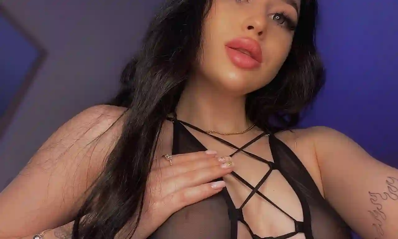 See yinyleon in this exclusive leaked image 4