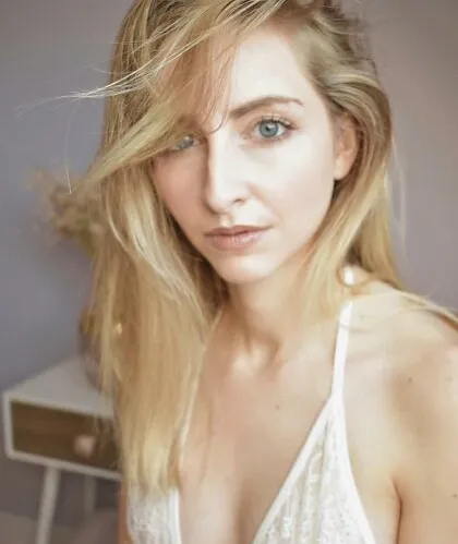 Full uncensored photo of ruth lee from a recent leak (image 15)