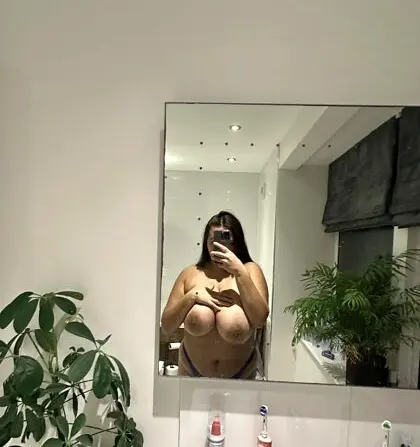 Uncensored nude from chloe temple's private gallery, photo 3
