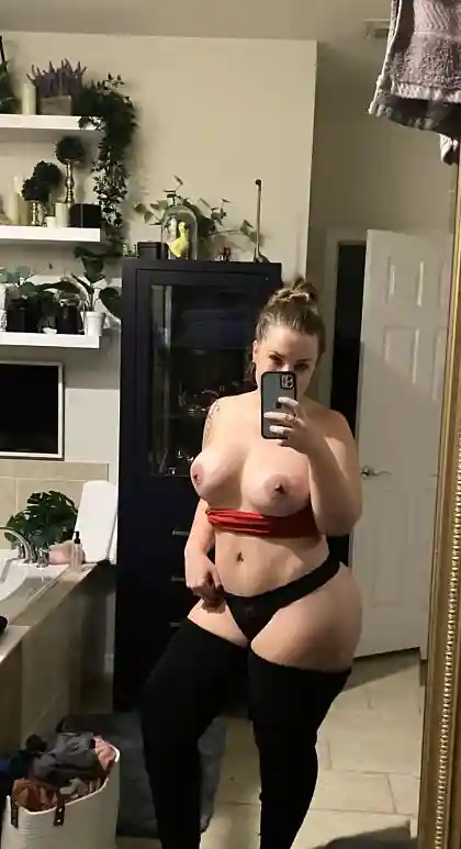 Private onlyfans picture of zoe grace, part of a newly released set #7