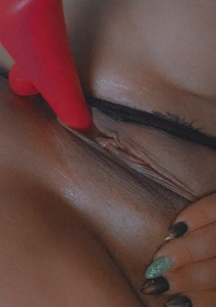 Uncensored nude from lily's private gallery, photo 8