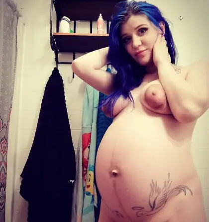 Uncensored nude from lizzzysmooth's private gallery, photo 3