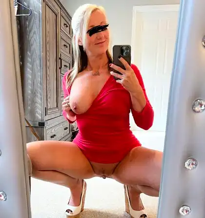 Uncensored nude from nickiibaby's private gallery, photo 3