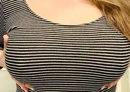 Uncensored nude from emily elizabeth's private gallery, photo 8