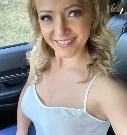 Private onlyfans picture of bella delphine, part of a newly released set #12