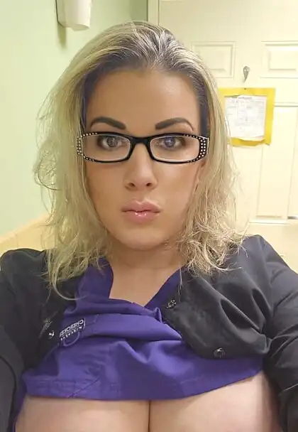 See bella delphine in this exclusive leaked image 14