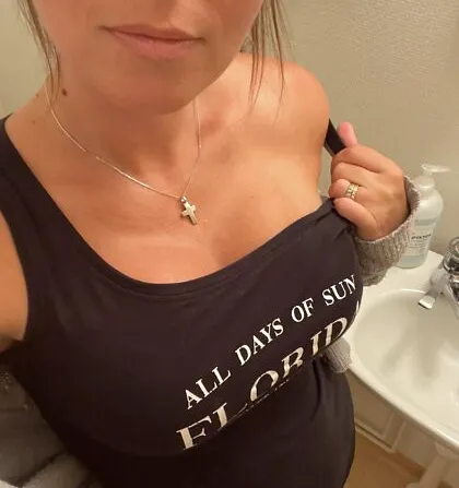 raelilblack leaked photo from her exclusive collection (image 1)