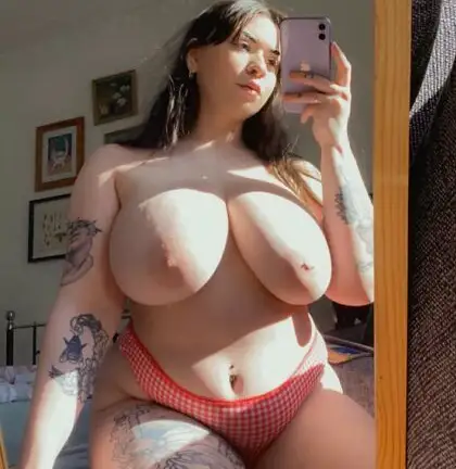 deluciaa leaked photo from her exclusive collection (image 1)