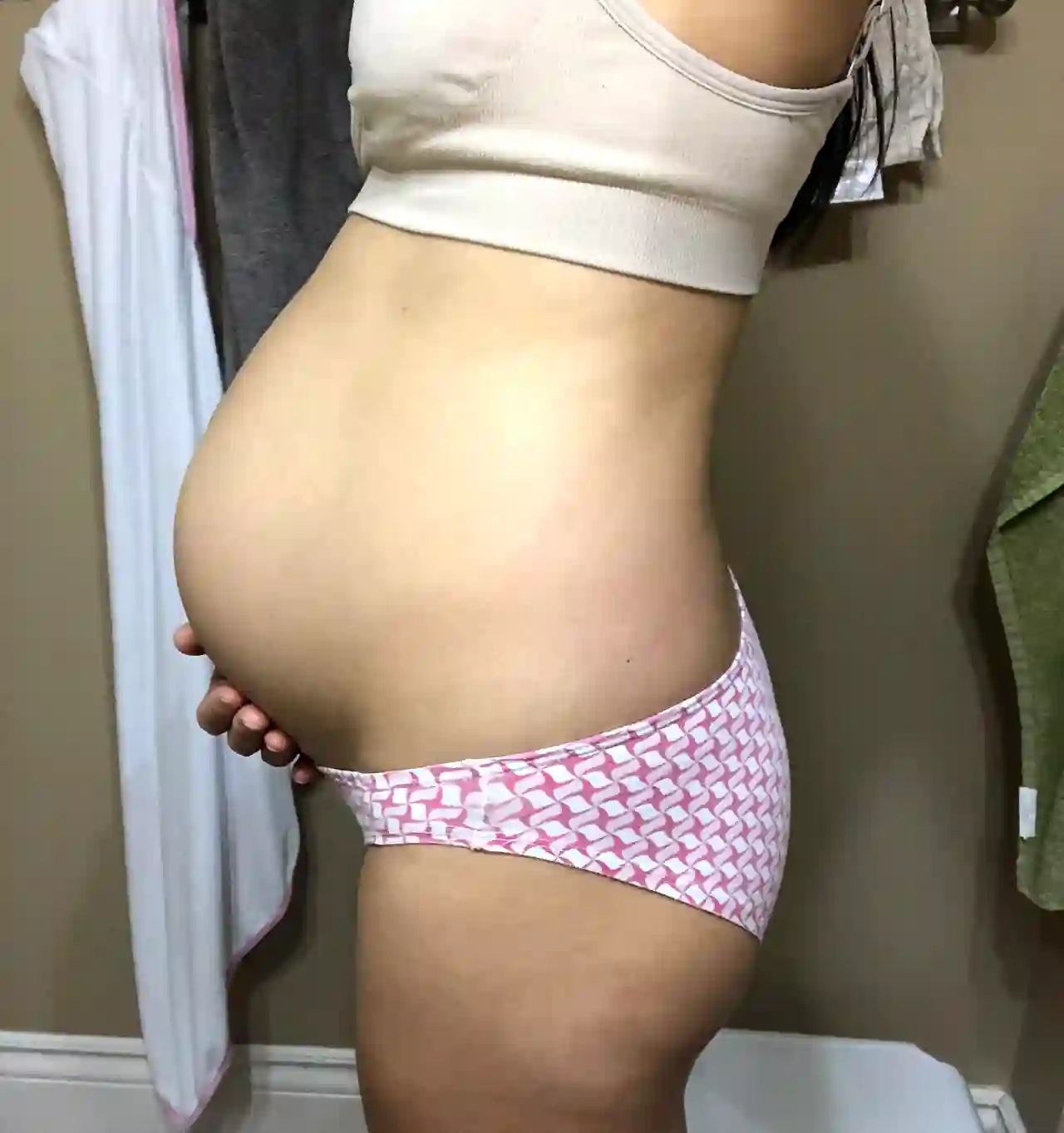 Uncensored nude from angievarona's private gallery, photo 13