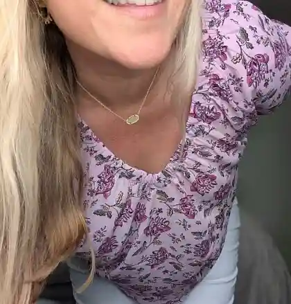 See anna caarter in this exclusive leaked image 14