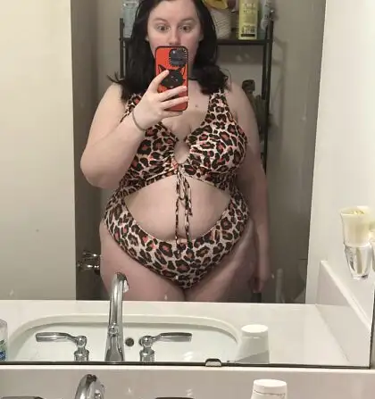 Full uncensored photo of armani black from a recent leak (image 15)