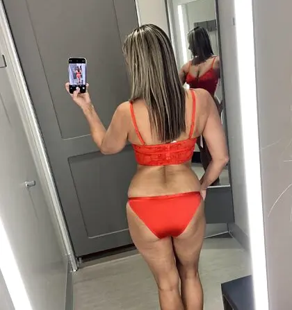 Full uncensored photo of genesis lopez from a recent leak (image 15)
