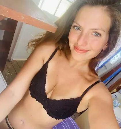 See anapaulasaenz in this exclusive leaked image 4