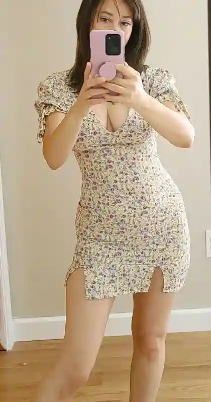 Full uncensored photo of dream_angela from a recent leak (image 10)