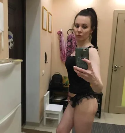 Full uncensored photo of serenity cox from a recent leak (image 5)