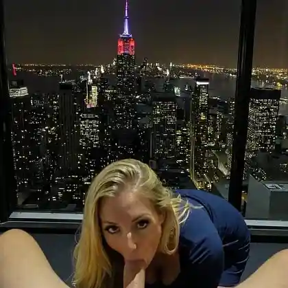 Uncensored nude from looloopaul's private gallery, photo 3