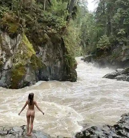 See cherrycrush in this exclusive leaked image 9