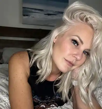 See vibewithmommy in this exclusive leaked image 14