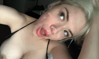 Full uncensored photo of violet summers from a recent leak (image 15)