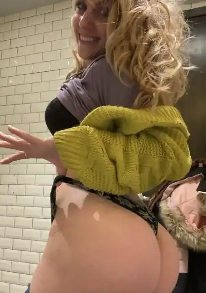 happylifecanada leaked photo from her exclusive collection (image 6)