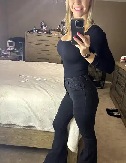 Full uncensored photo of livvy dunne from a recent leak (image 5)