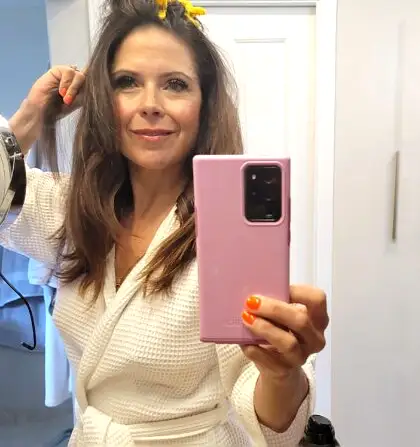 Full uncensored photo of julie diablotine from a recent leak (image 15)