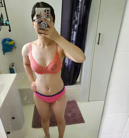 See megnut in this exclusive leaked image 4