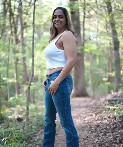See giuli turns in this exclusive leaked image 14