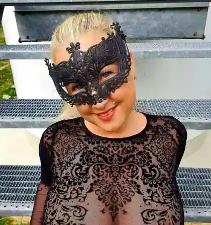 See layna boo in this exclusive leaked image 9