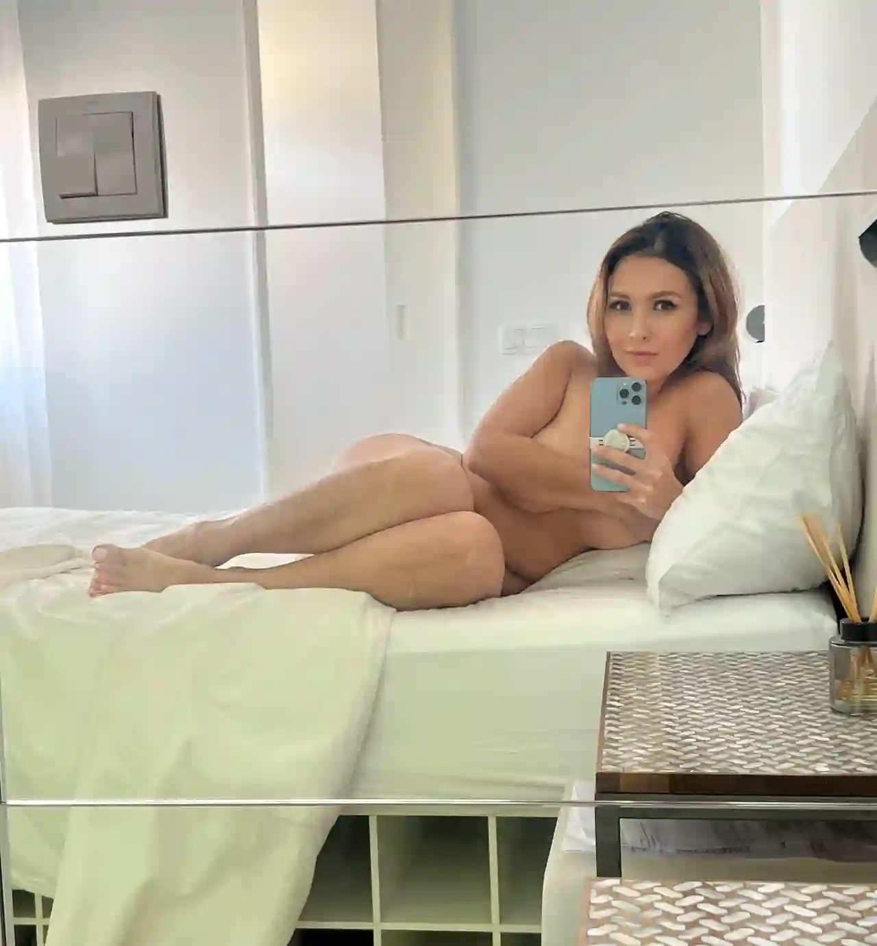 Full uncensored photo of gwengwiz from a recent leak (image 5)