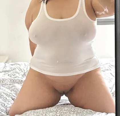 See hope beel in this exclusive leaked image 9