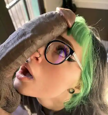 Uncensored nude from lovelo044's private gallery, photo 13
