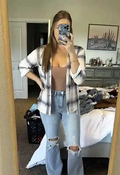 See megan mccarthy in this exclusive leaked image 4