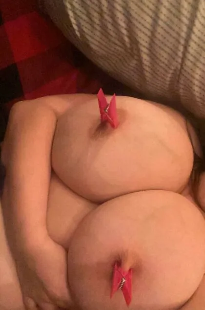 Full uncensored photo of mirasjuice from a recent leak (image 5)
