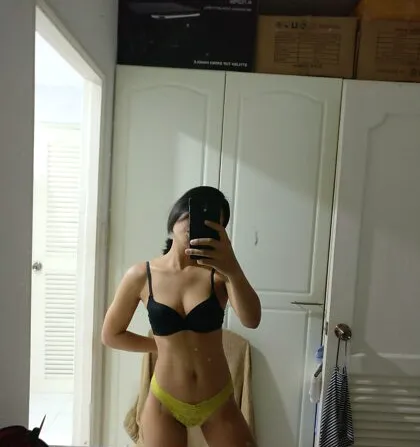Full uncensored photo of andi james from a recent leak (image 10)