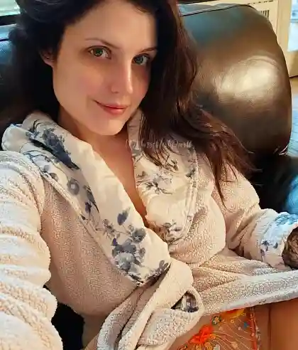 xxx leaked photo from her exclusive collection (image 11)
