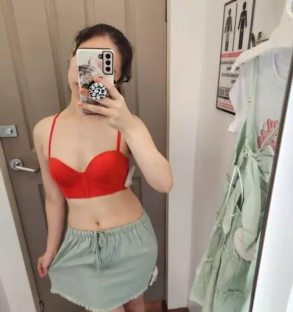 Full uncensored photo of amandapandaa from a recent leak (image 15)