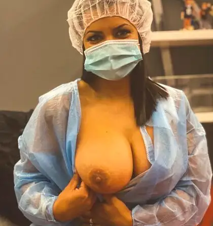 See emmaquinnok in this exclusive leaked image 4