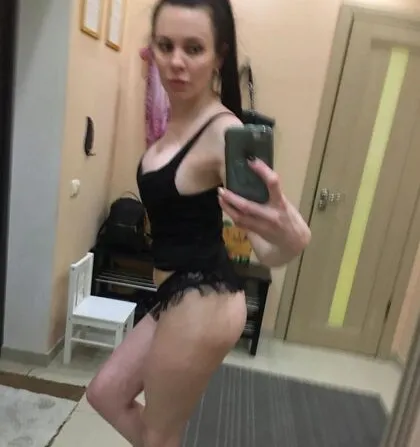 Full uncensored photo of fafa fitness from a recent leak (image 10)